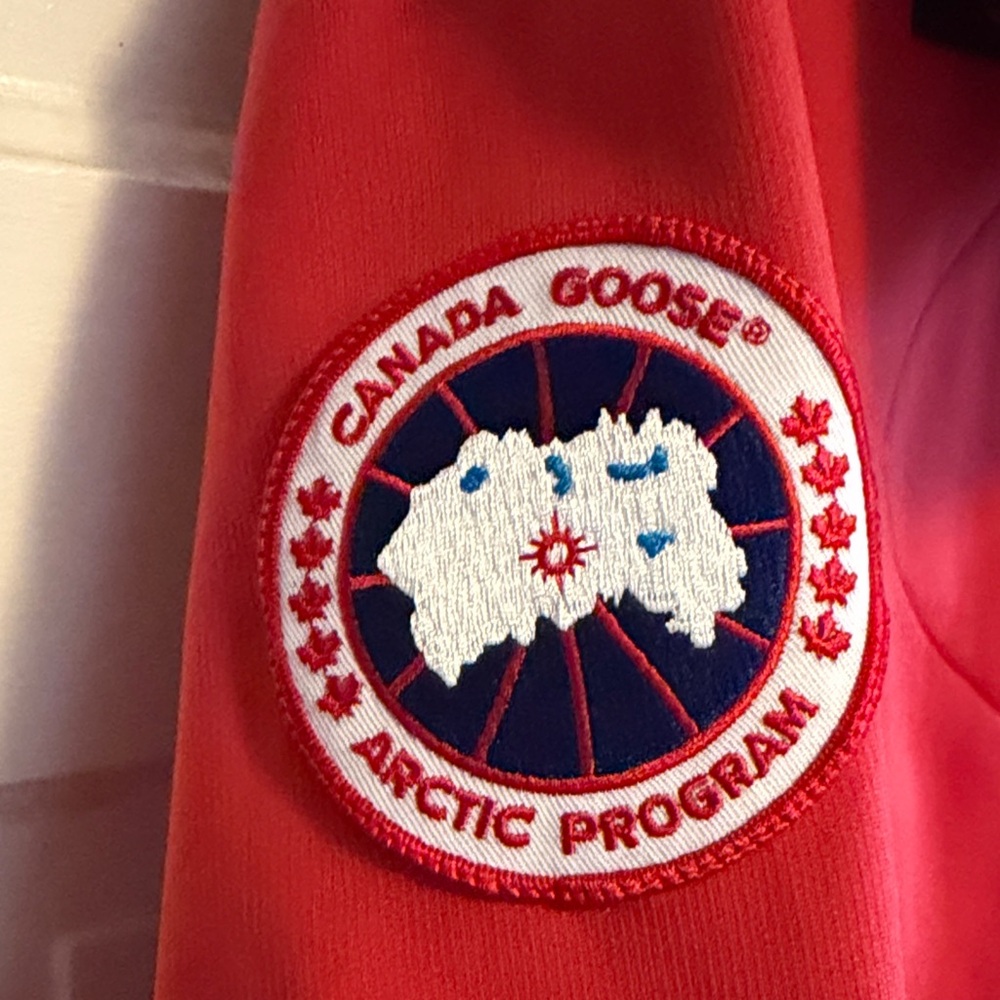 Canada Goose Science Research Hoodie Red with Chest Pocket - Picture 4 of 7
